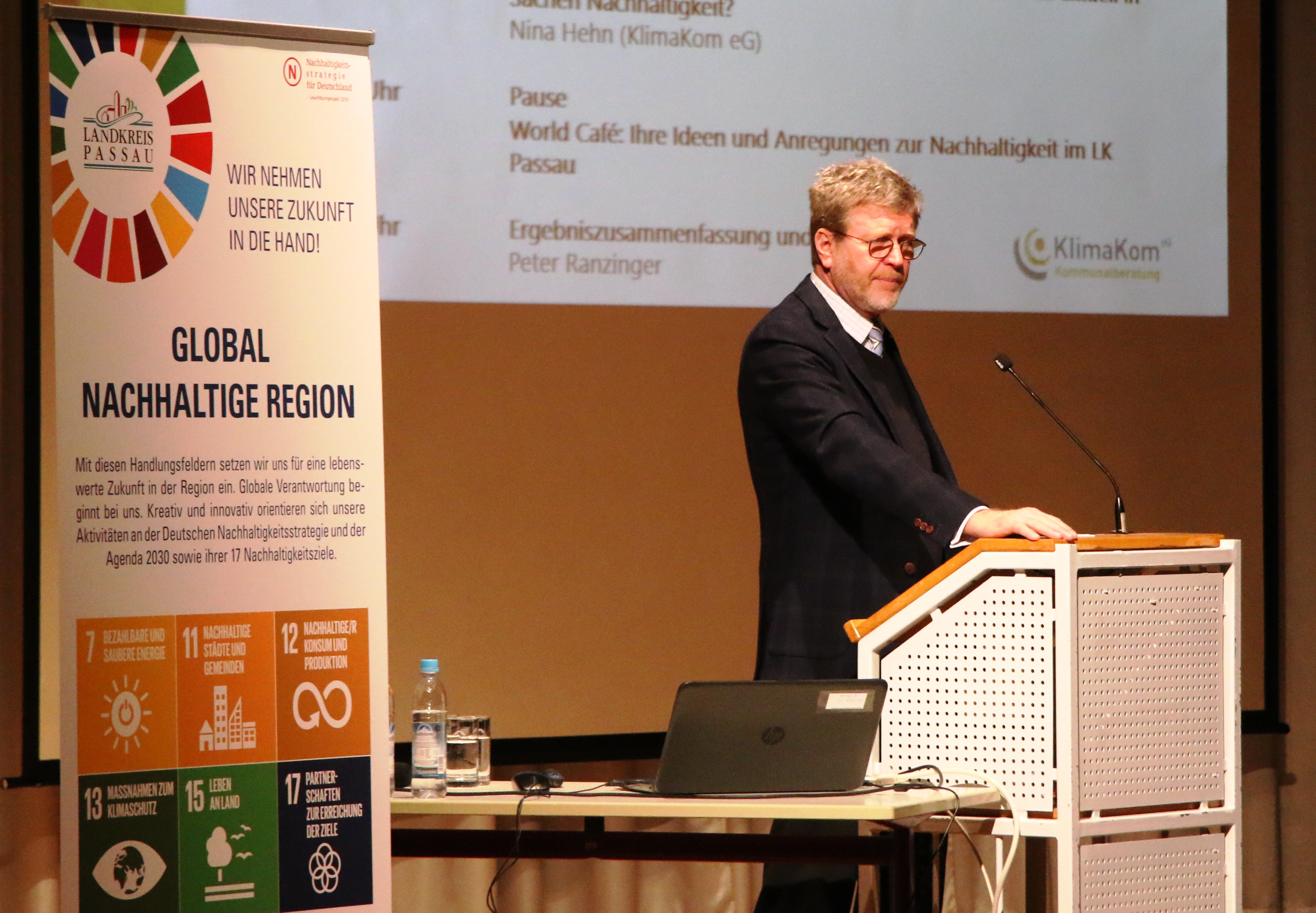 Staatminister a.D. Dr. Marcel Huber sprach sich als Gastredner für nachhaltiges Handeln auf kommunaler Ebene aus.